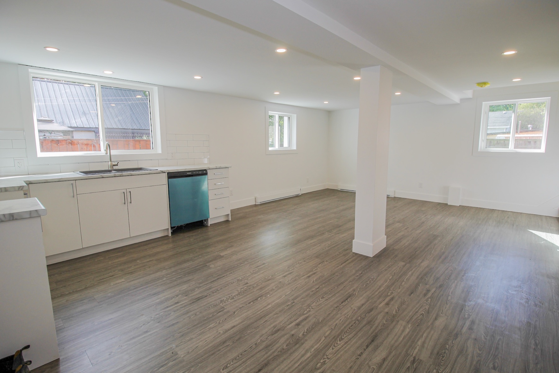 Open-concept suite · 185 Welland, Port Colborne